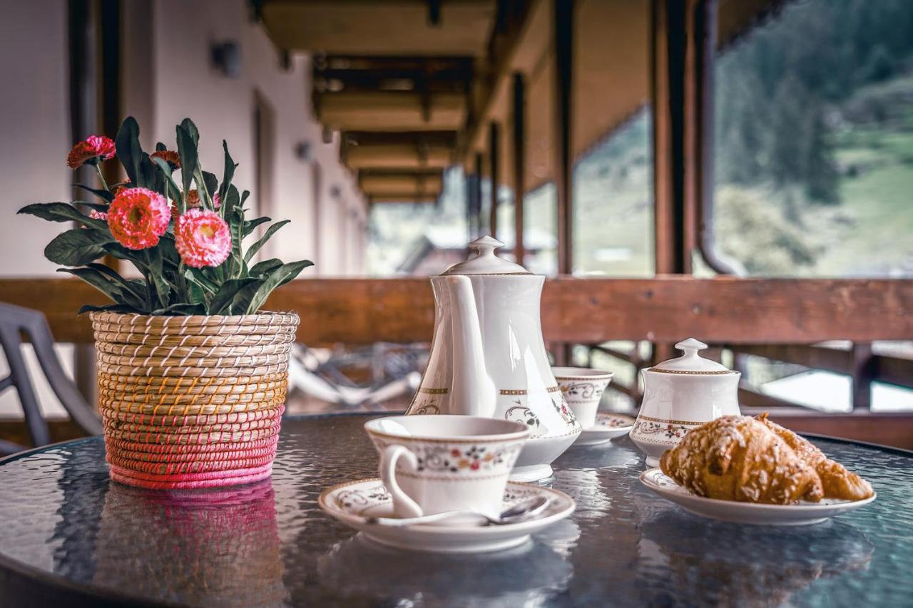 Chalet Du Lys Hotel & Spa Gressoney-la-Trinité Exteriör bild